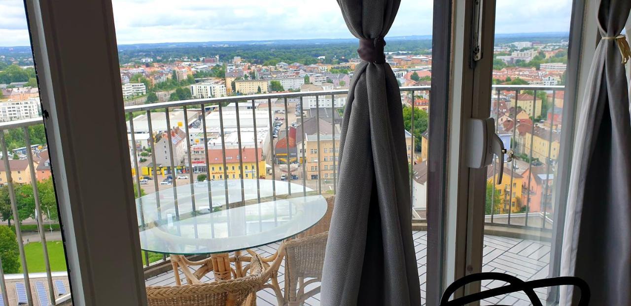 Suite-Xxi City View Hotelturm Augsburg Bagian luar foto