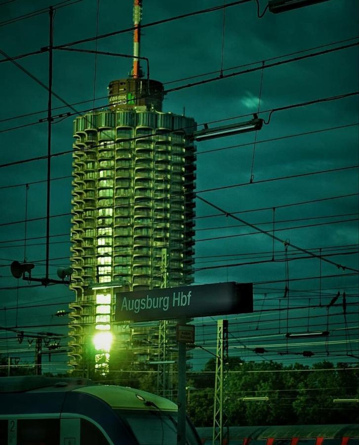 Suite-Xxi City View Hotelturm Augsburg Bagian luar foto